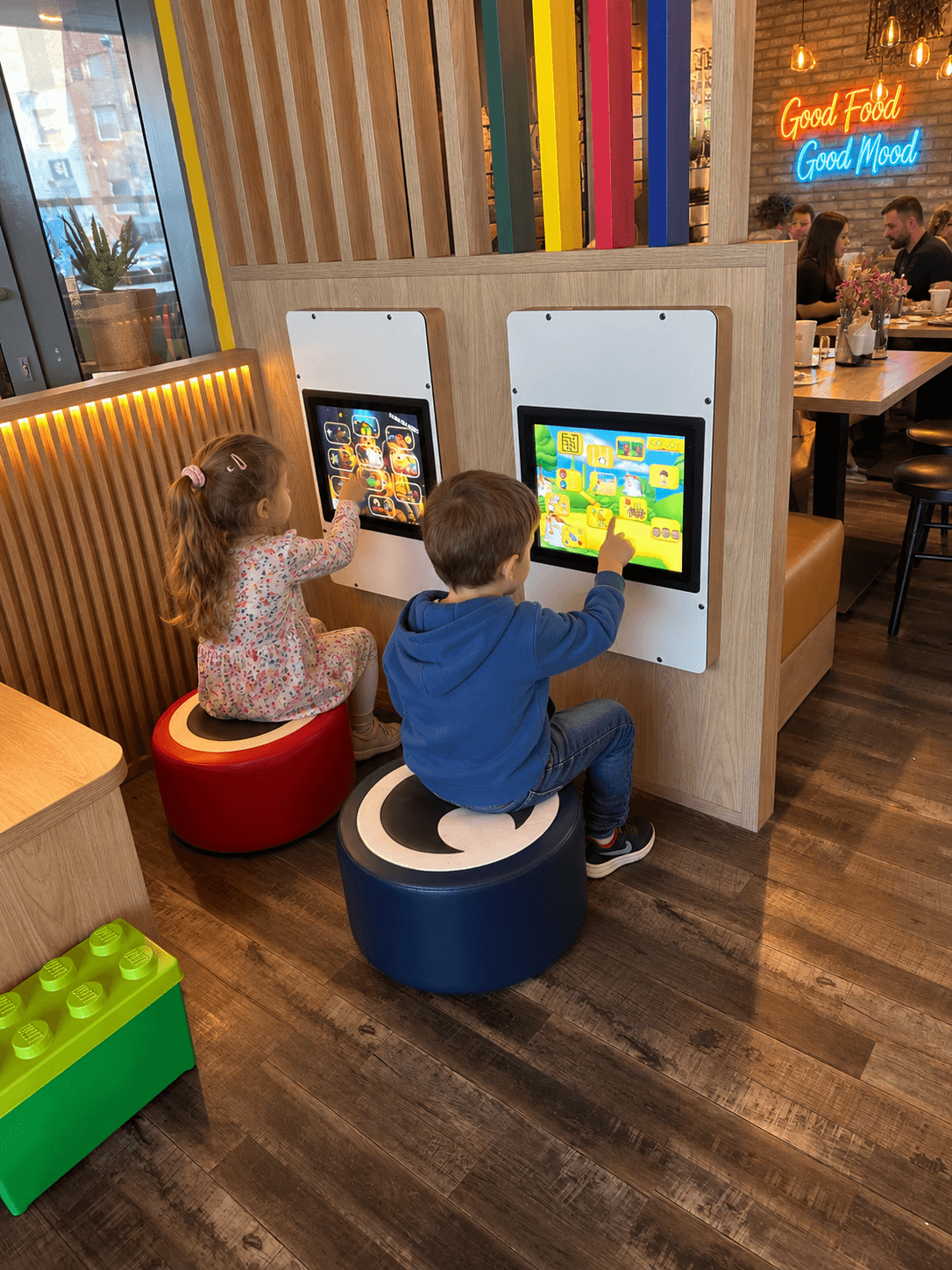 kącik zabaw w restauracji
